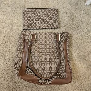 Brown Tommy Hilfiger Women's Bag With Wallet